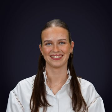 Lucia van der Veen