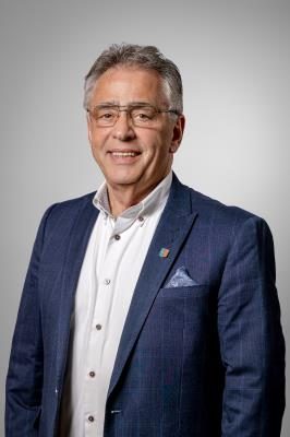 J.S. (Jos) in het Veld